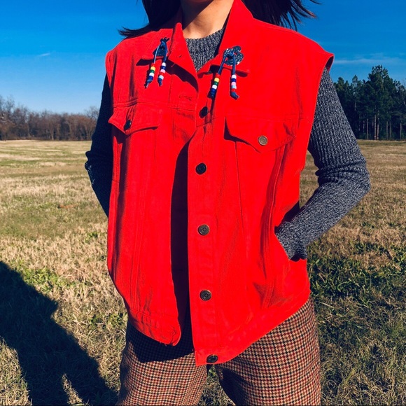 HAND PAINTED RED SOUTH WESTERN PRINCESS VEST - Picture 3 of 8